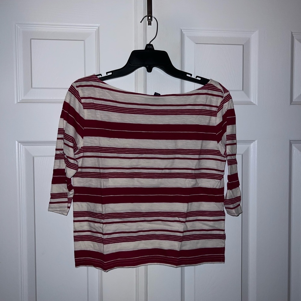 Mid sleeve top